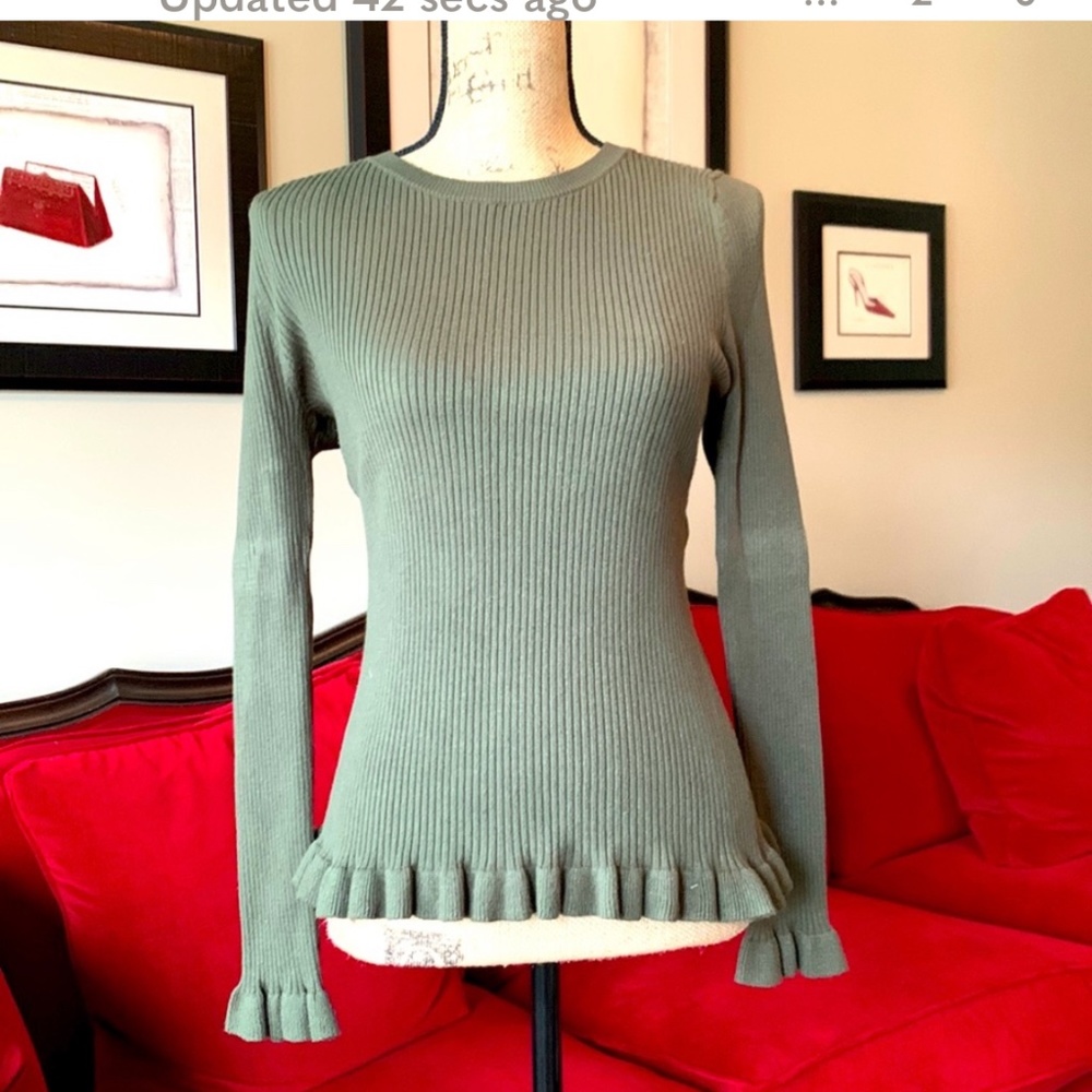 Cute & Warm Olive Green Sweater!